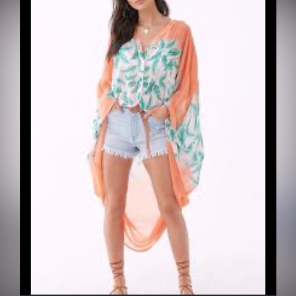 Forever 21 shirt - peach/green leafy print button front high low top/coverup - Picture 1 of 8